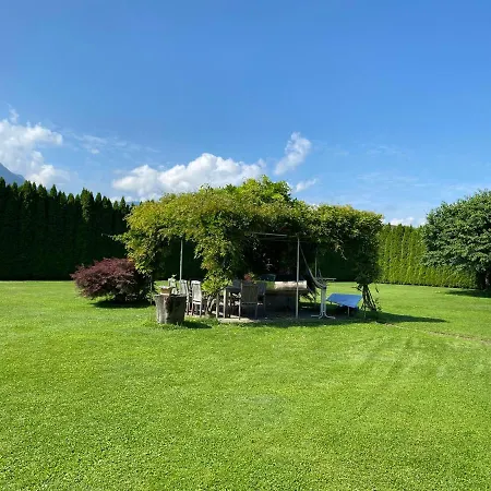 V Gemuetliches Gartenhaus Prázdninový dům Smihel nad Pliberkom