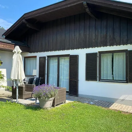 Prázdninový dům V Gemuetliches Gartenhaus