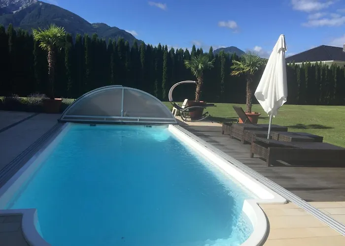 V Gemuetliches Gartenhaus