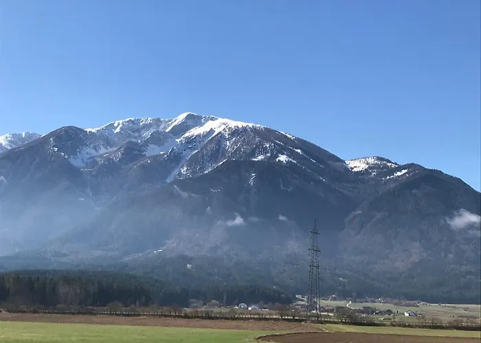 V Gemuetliches Gartenhaus Dom wakacyjny